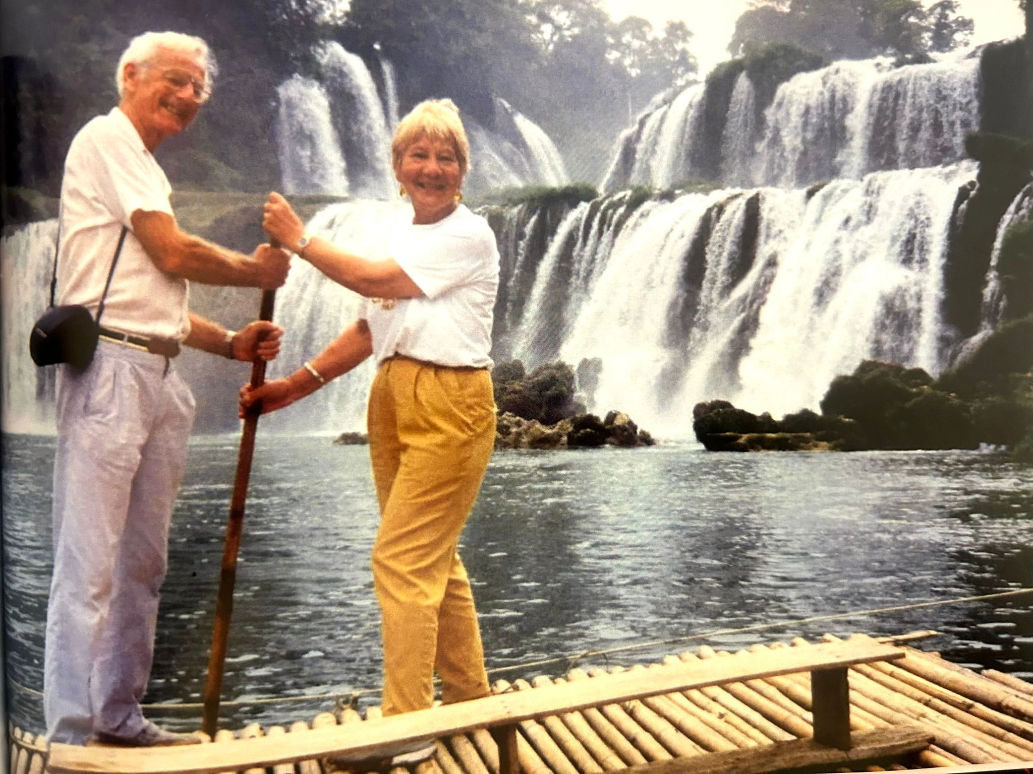Des and Meri travelling together
